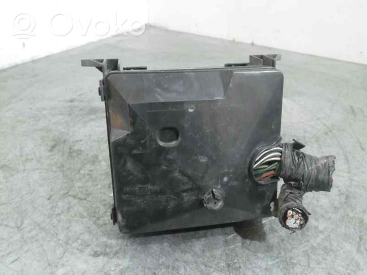 Opel Frontera B Module de fusibles 71541379