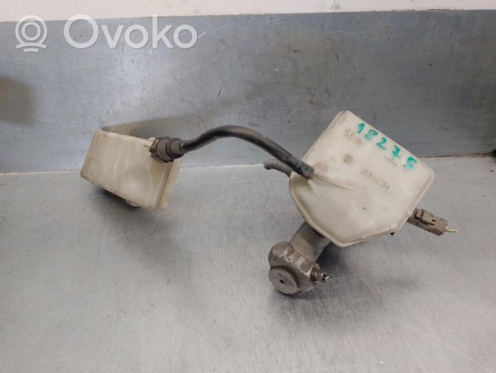 Citroen C4 I Maître-cylindre de frein 0204224578