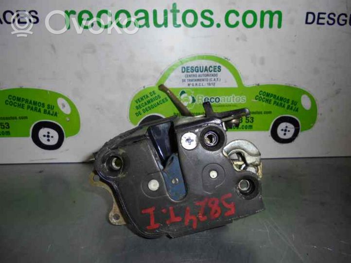 Suzuki Vitara (ET/TA) Cerradura de puerta trasera 8230258B00000