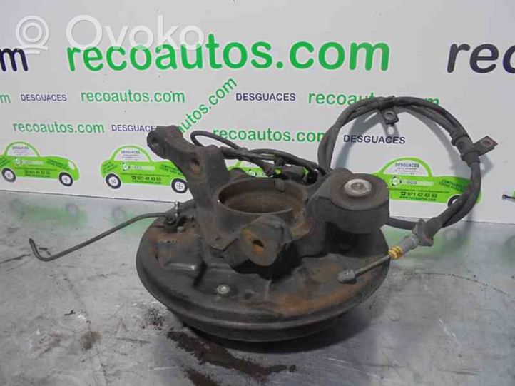 Land Rover Range Rover P38A Fuso a snodo con mozzo ruota posteriore HRC2889