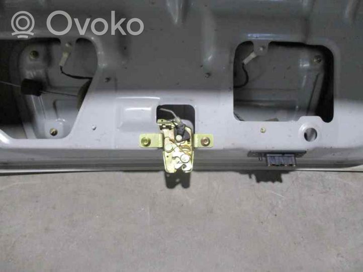 KIA Clarus Tailgate/trunk/boot lid 