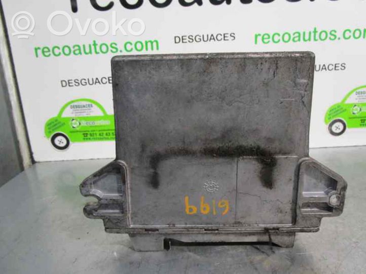 Renault Kangoo III Sterownik / Moduł ECU 7700104956