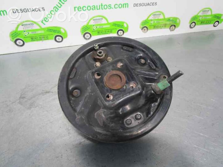 Renault Clio III Pivot de moyeu arrière 7700416374