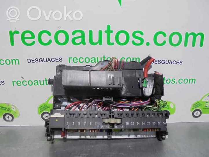 BMW 3 E36 Module de fusibles 8364540