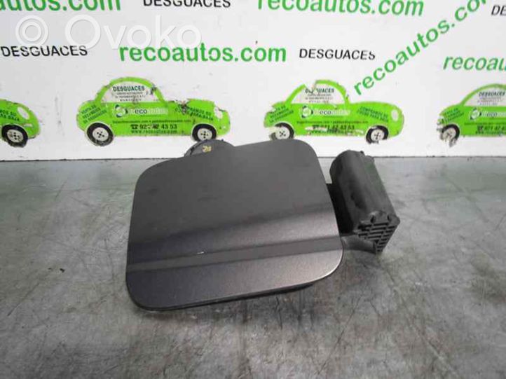 KIA Cerato Tappo del serbatoio del carburante 695102F200