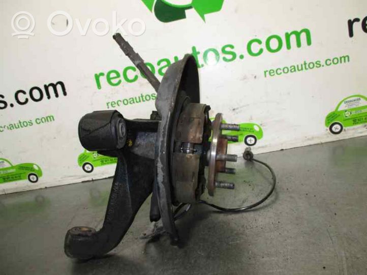 Toyota Avensis T220 Pivot de moyeu arrière 9010515001