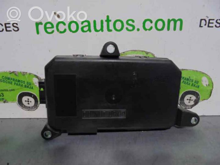 Lancia Ypsilon Oven keskuslukituksen ohjausyksikön moduuli 46779242