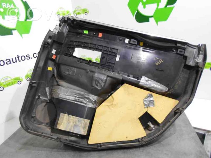 Audi A8 S8 D3 4E Takaoven verhoilu 4D0867305