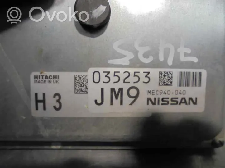 Nissan Juke I F15 Moottorin ohjainlaite/moduuli MEC940040