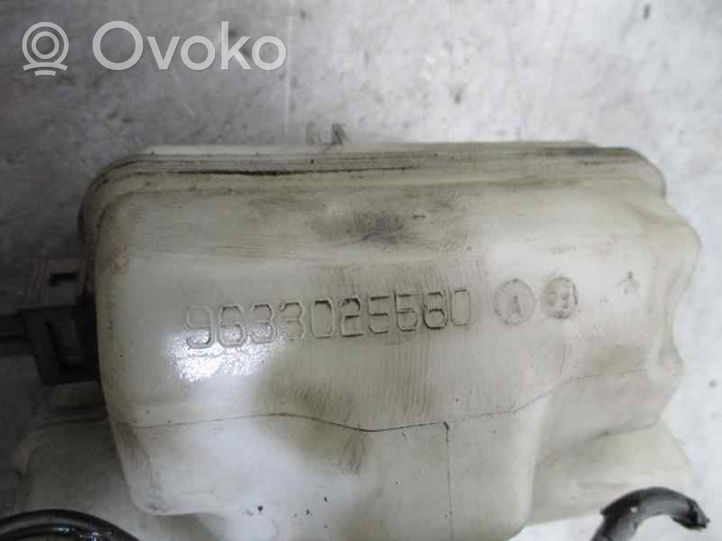 Citroen Saxo Główny cylinder hamulca 9633025580