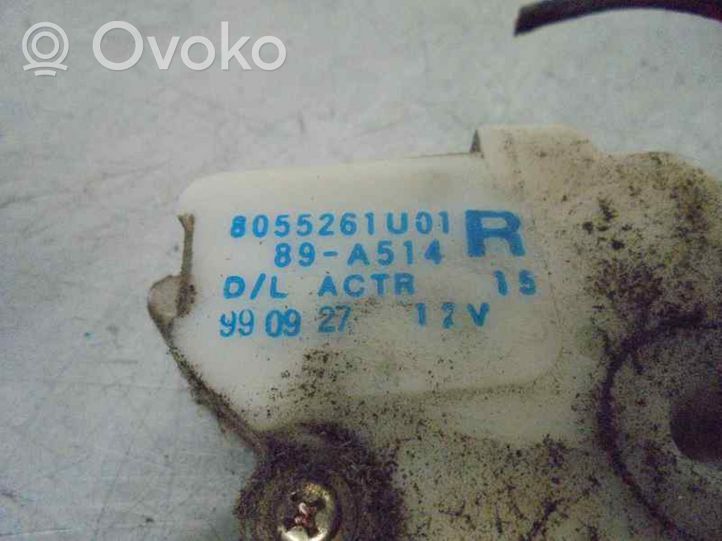 Nissan Vanette Zamek drzwi przednich 8055261U01