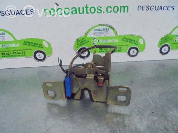 Ford Mondeo MK I Blocco chiusura del portellone 93BBF43200AE