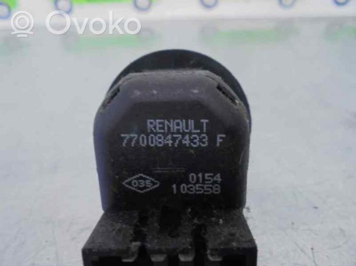 Renault Kangoo III Bouton de commutateur rétroviseur latéral 7700847433F