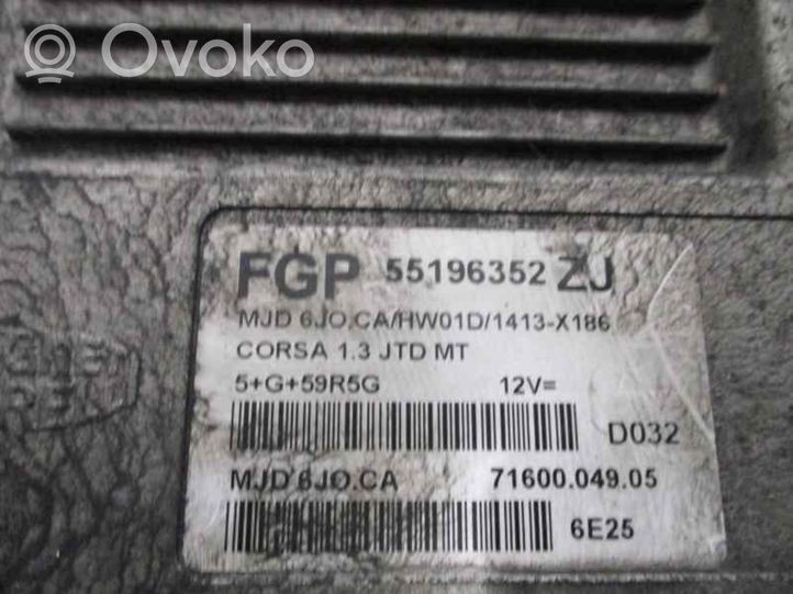 Opel Corsa C Sterownik / Moduł ECU 55196352