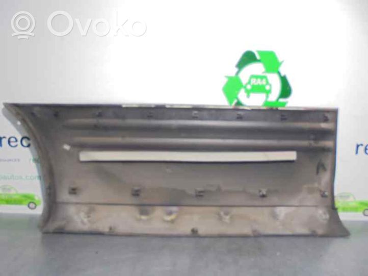 Hyundai H-1, Starex, Satellite Listwa wykończeniowa drzwi przesuwanych 877814A300