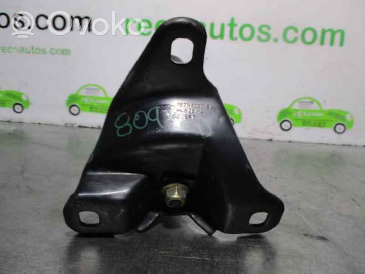 Ford Mondeo Mk III Supporto di montaggio del motore 1S716037BA