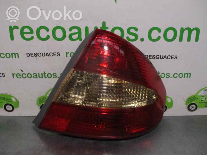 Toyota Prius (XW10) Feux arrière / postérieurs 8155047040