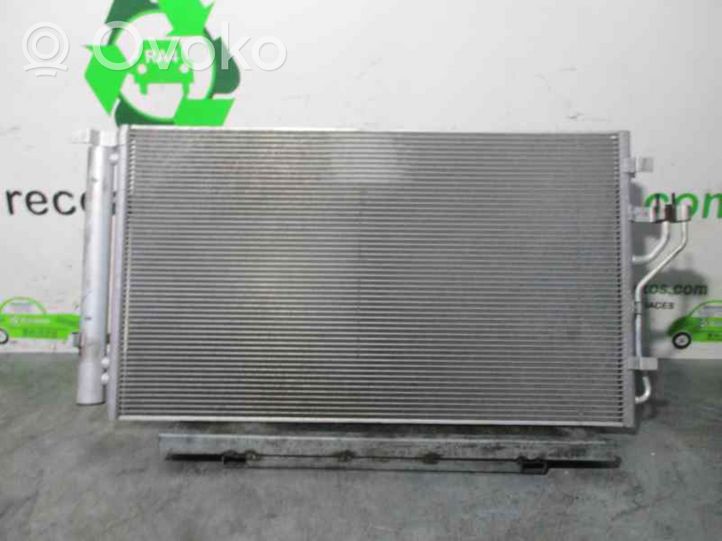 KIA Carens III Radiateur condenseur de climatisation 97606A4002