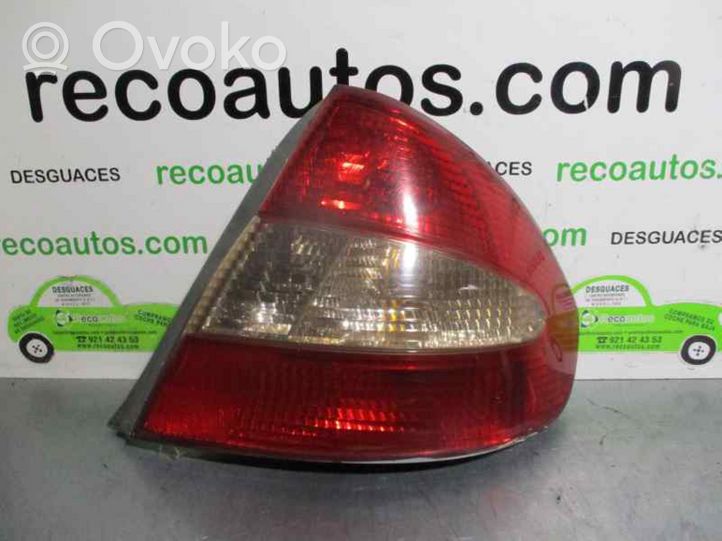 Toyota Prius (XW10) Feux arrière / postérieurs 8155047040