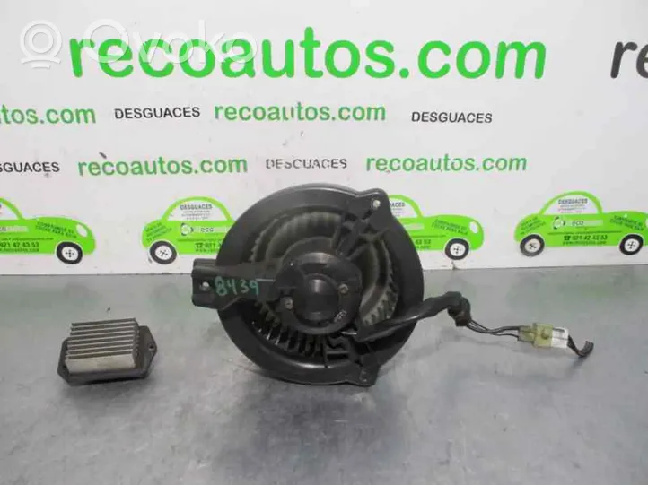 Toyota Prius (XW10) Salono oro mazgo plastikinis korpusas 1940001390