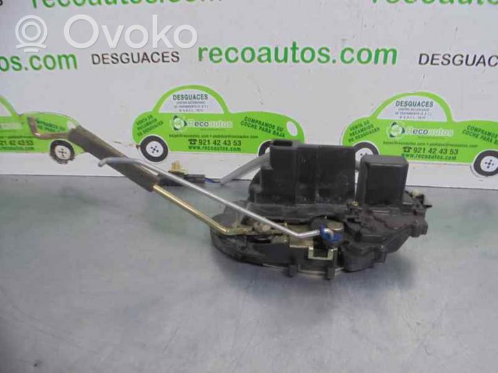 KIA Carens I Etuoven lukko 0K2FC58310