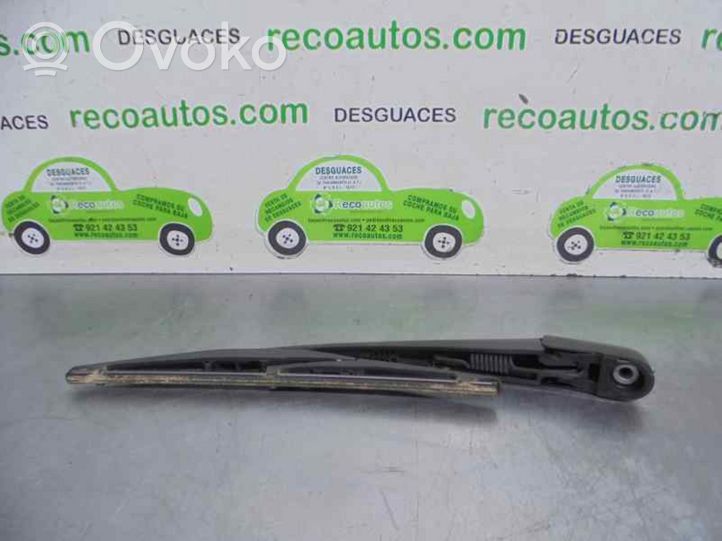 Fiat Sedici Braccio della spazzola tergicristallo posteriore 0071768101