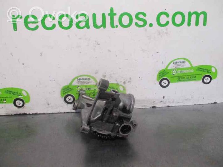 Audi A4 S4 B5 8D Pompa dell’olio 670815781