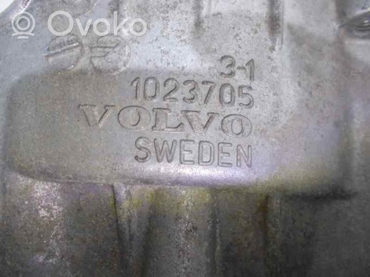 Volvo S70  V70  V70 XC Mechaninė 5 pavarų dėžė P12