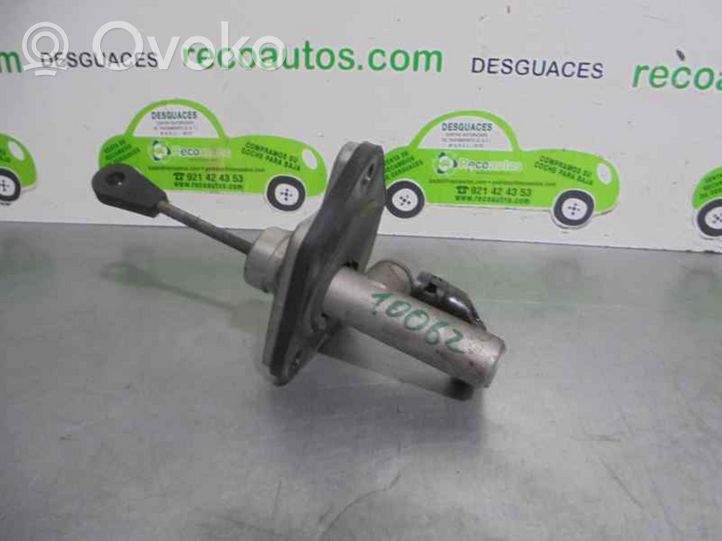 Hyundai Sonata Clutch master cylinder 416053K100