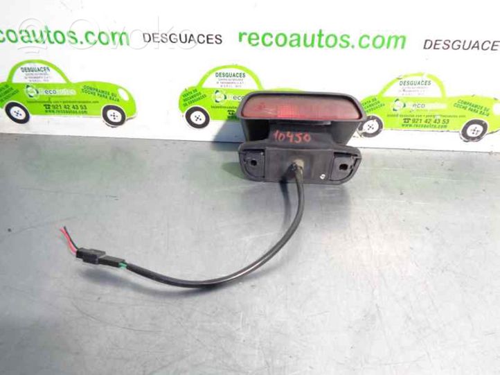 KIA Pride Luce d’arresto centrale/supplementare KK16651580