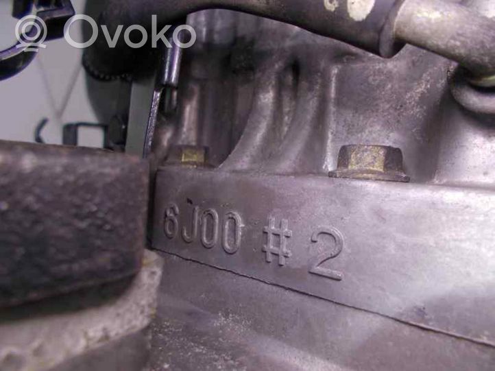 Nissan Primera Mechaninė 5 pavarų dėžė 6J002