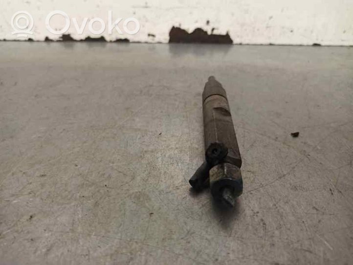 Audi 80 B1 Injecteur de carburant 028130201G