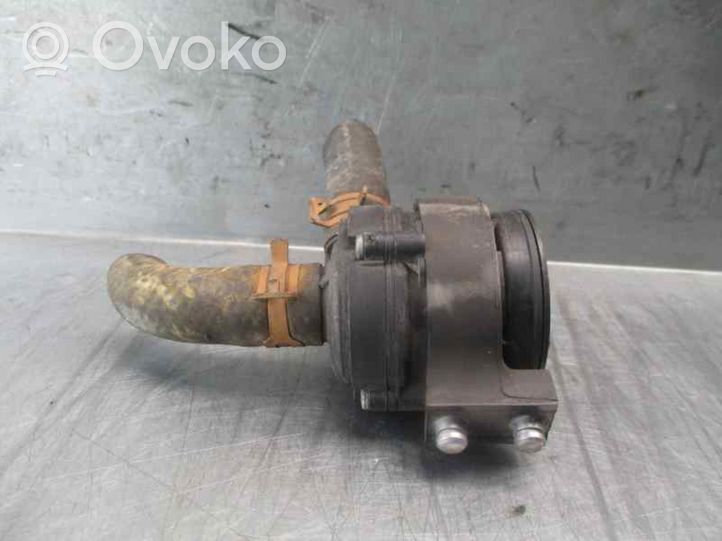 Renault Koleos I Water pump 8200285950