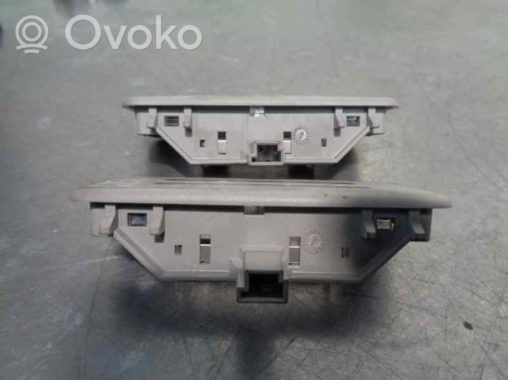 BMW 7 E65 E66 Garniture de console d'éclairage de ciel de toit 6962011