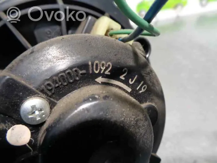 Suzuki Jimny Sisälämmityksen ilmastoinnin korin kotelo 1940001092