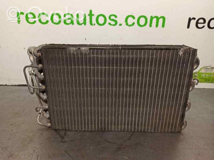 Volkswagen II LT Gaisa kondicioniera radiators (salonā) 650581