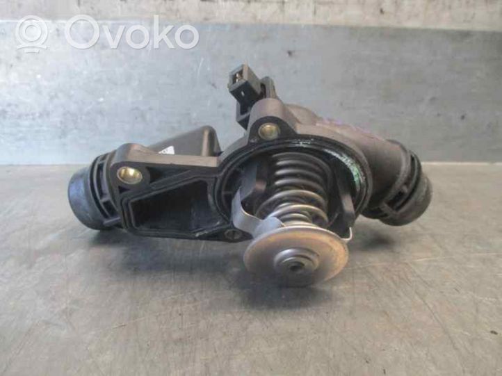 BMW 5 E39 Termostat 11531437040