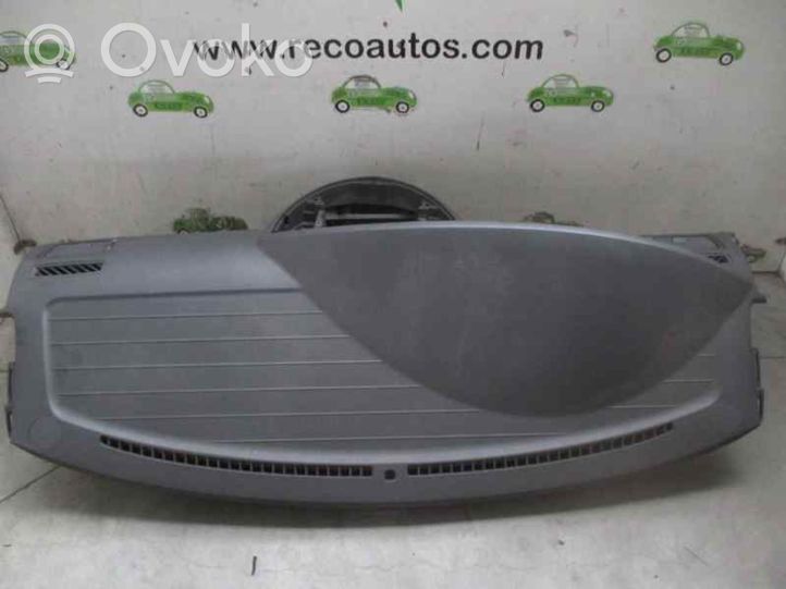 KIA Carens I Tableau de bord 0K2FB55100AFKZ