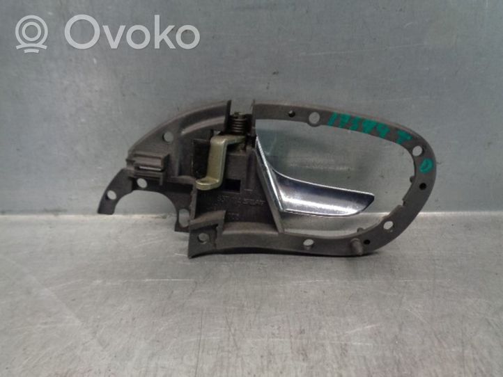 Seat Leon (1M) Takaoven sisäkahva 1M0837114