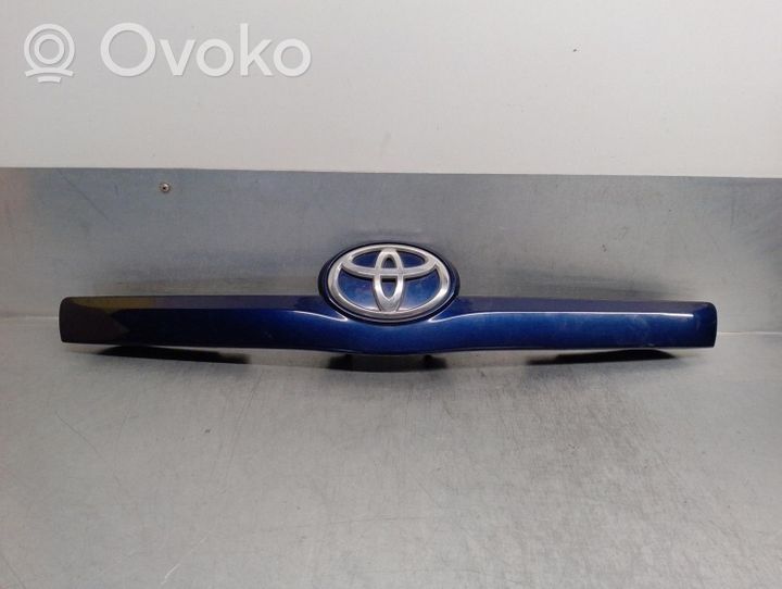 Toyota Verso Support extérieur, poignée de porte de hayon 768110F050