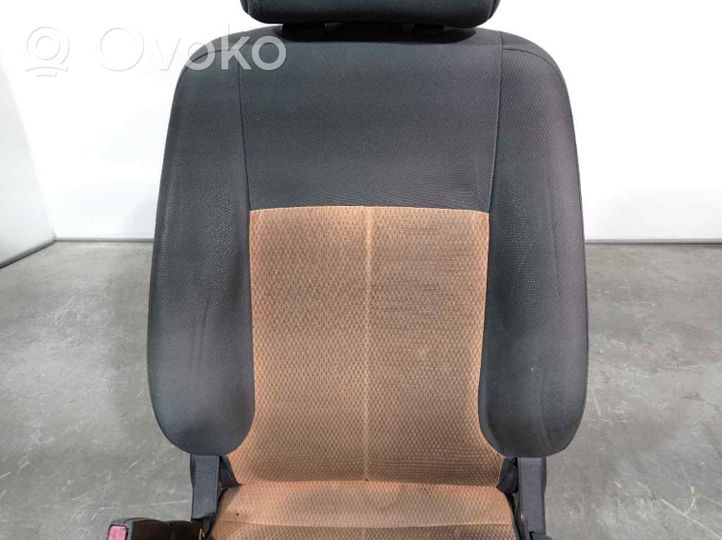 KIA Picanto Priekinė vairuotojo sėdynė 4668194