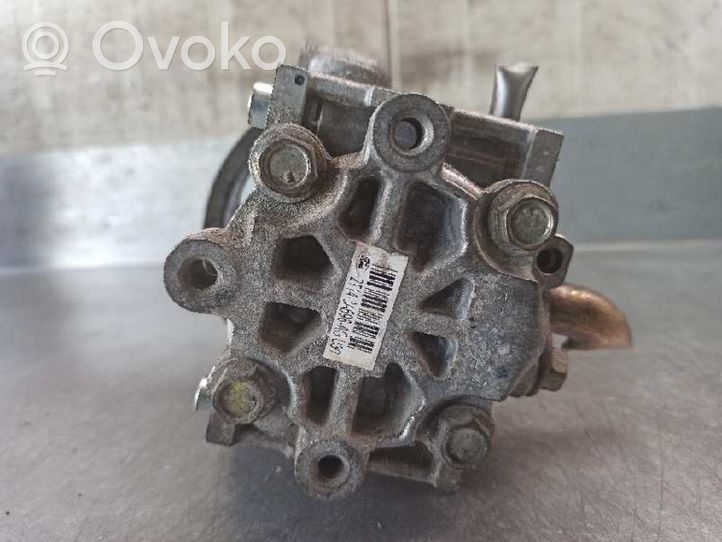 Ford Connect Ohjaustehostimen pumppu 2T143A696AG