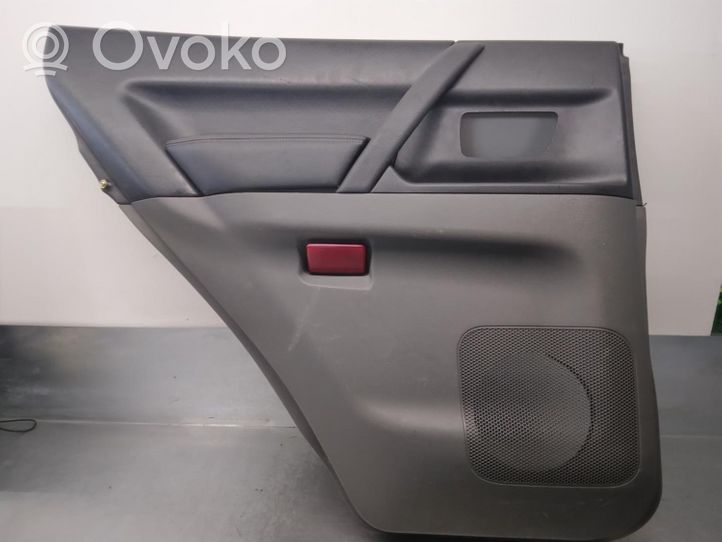 Mitsubishi Montero Garniture panneau de porte arrière MR532116