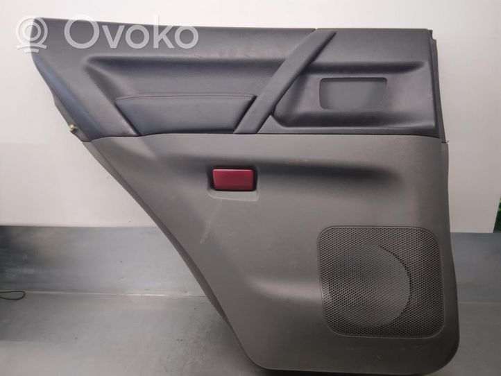 Mitsubishi Montero Takaoven verhoilu MR532116