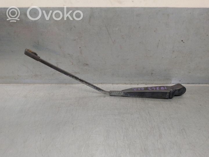 Renault Laguna II Rear wiper blade arm 7701049003