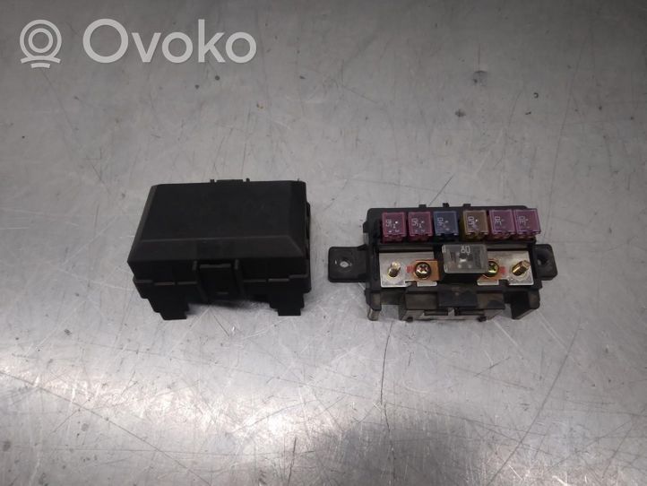 KIA Pregio Sulakemoduuli 0K63K66765