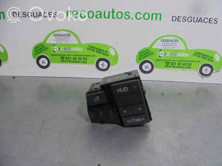 Toyota Prius (XW50) Boutons / interrupteurs volant 75D802