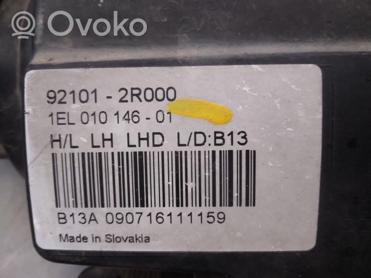 Hyundai i30 Lampa przednia 921012R000