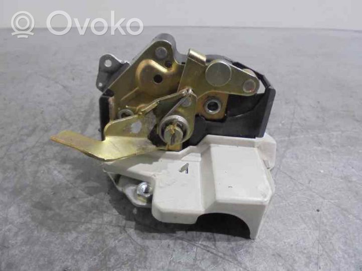 Mercedes-Benz E W124 Rear door lock 