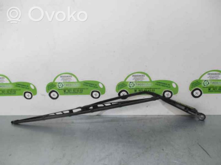 Opel Corsa B Rear wiper blade arm 